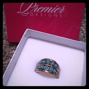 Premier Designs Nice-N-Easy Ring